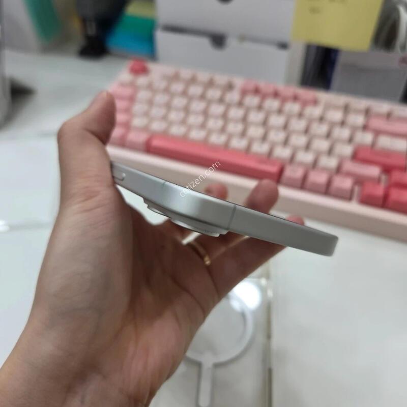 ������ 17 256GB ȭ��Ʈ