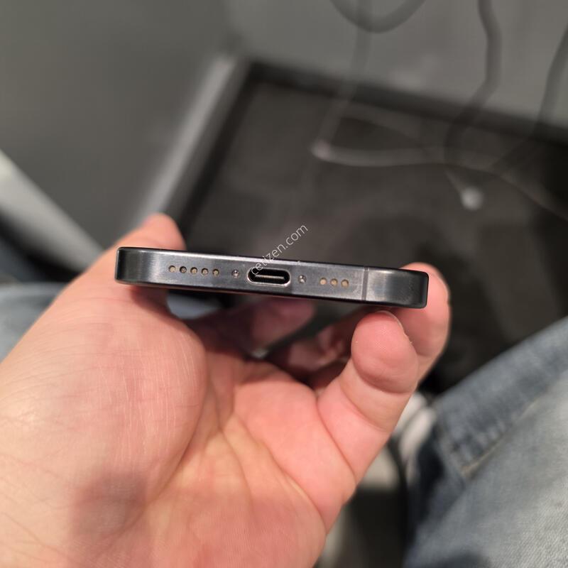 ������15���� 128GB �Ǹ��մϴ�