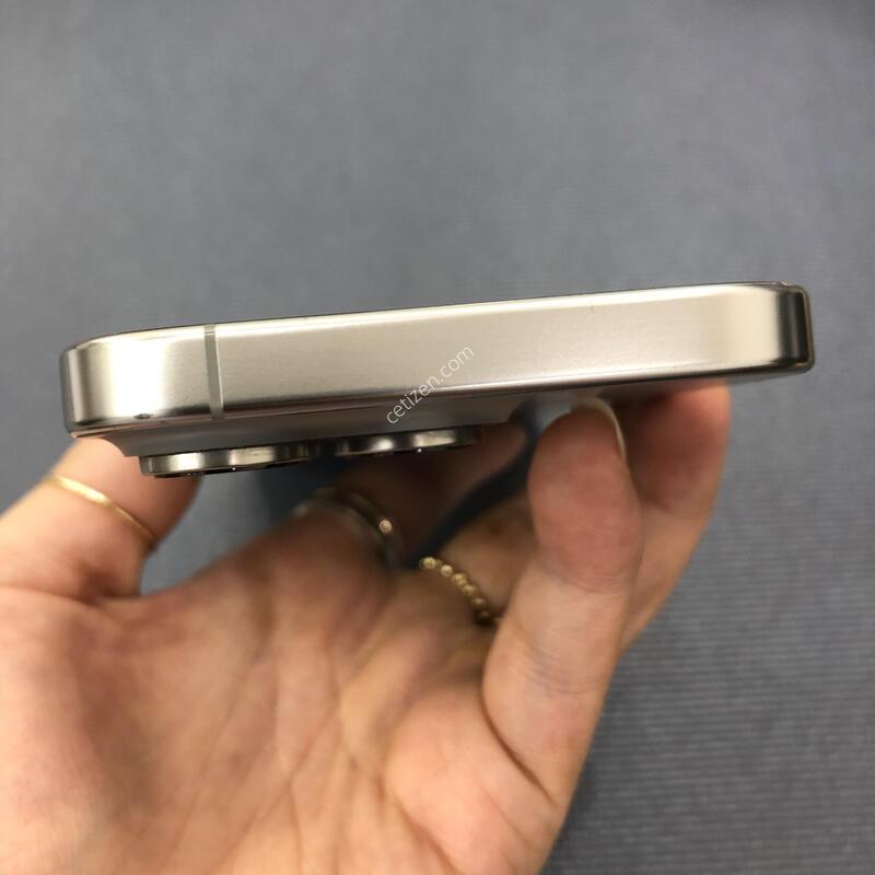 16���� ���� 256G,�����ϰ� �Ǹ��մϴ�,���͸�����82%,����������