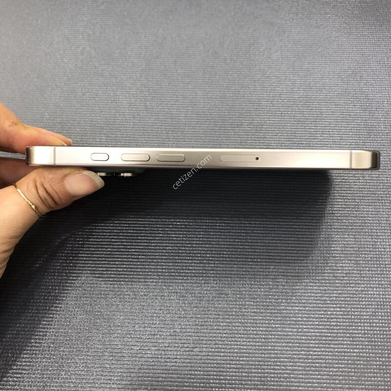 16���� ���� 256G,�����ϰ� �Ǹ��մϴ�,���͸�����82%,����������