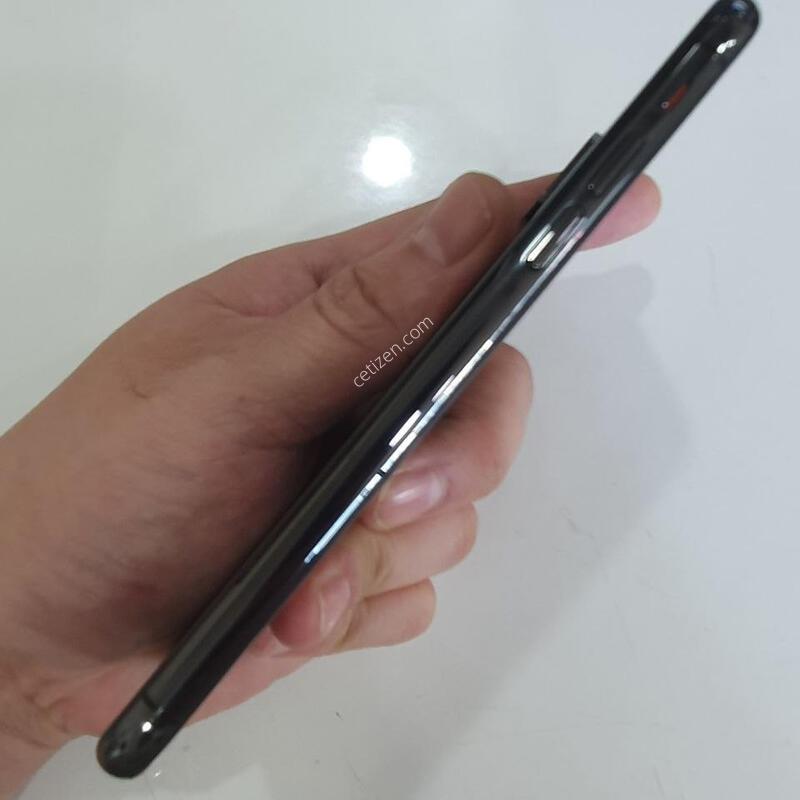 ������ XS 256G ���ܻ� �������⽺ ���±� �߰��� �����