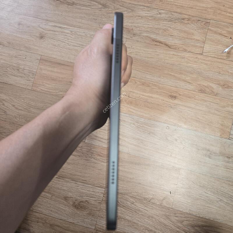 ������ ��A9�÷��� �������� 64G �׶�����Ʈ ���� A�� �Ǹ��մϴ�