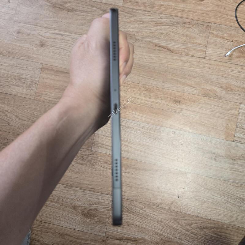 ������ ��A9�÷��� �������� 64G �׶�����Ʈ ���� A�� �Ǹ��մϴ�