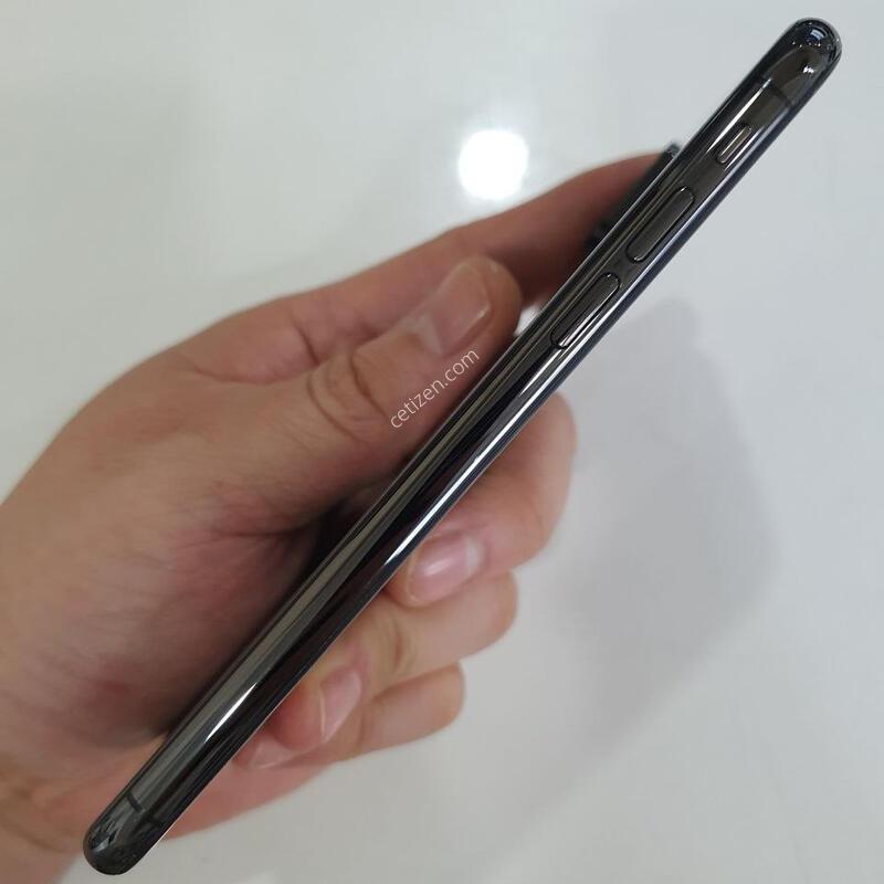 ������ XS 256G ���ܻ� ���±� �߰��� �����