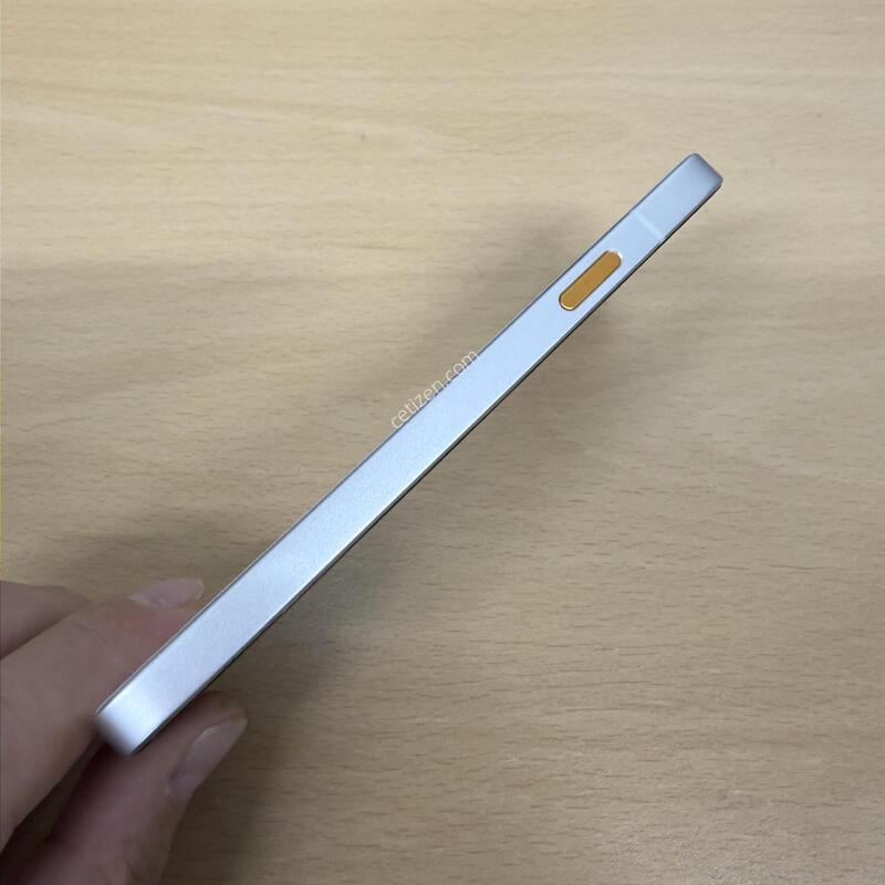 ���̺����ϸ�3 ȭ��Ʈ S�� 128GB