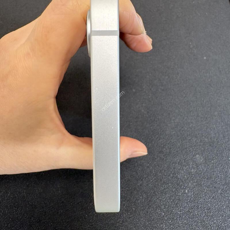 ������16e  128G(ȭ��Ʈ) 26.2�� ����/ ���͸�����100%