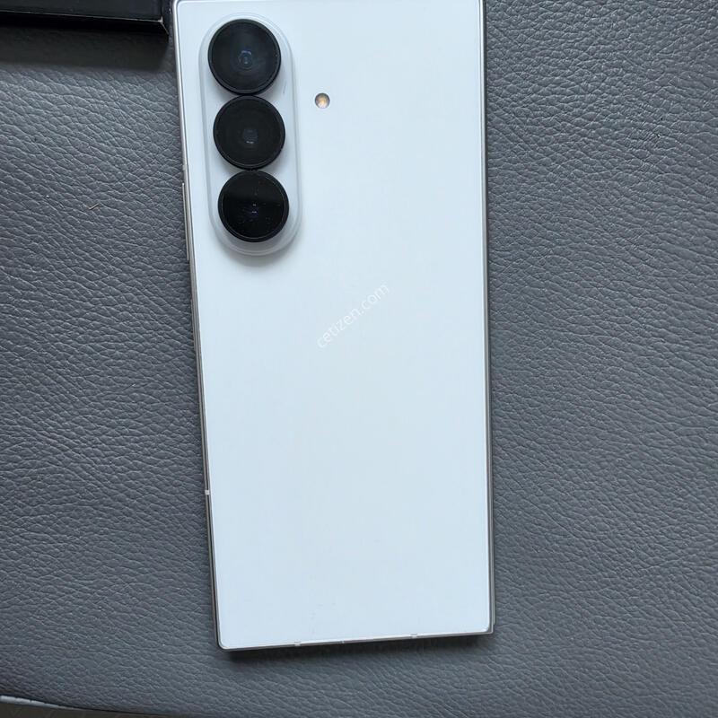 ������ Z���� 8 ��Ʈ�� ũ�� 512GB �ܼ� ���� Ǯ�ڽ� �Ǹ�