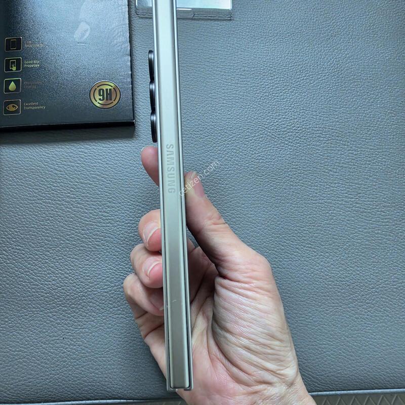 ������ Z���� 8 ��Ʈ�� ũ�� 512GB �ܼ� ���� Ǯ�ڽ� �Ǹ�
