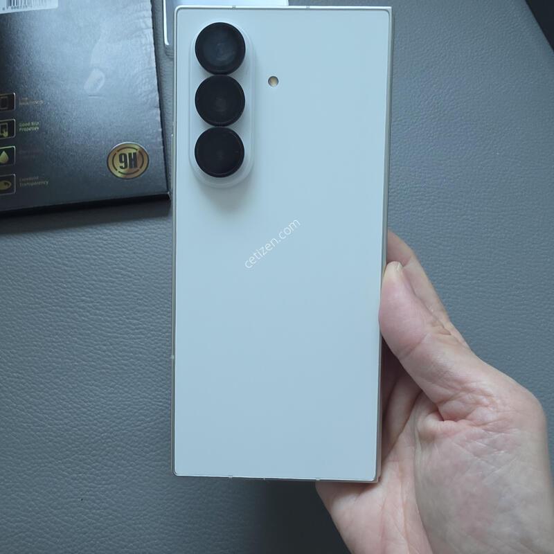 ������ Z���� 8 ��Ʈ�� ũ�� 512GB �ܼ� ���� Ǯ�ڽ� �Ǹ�