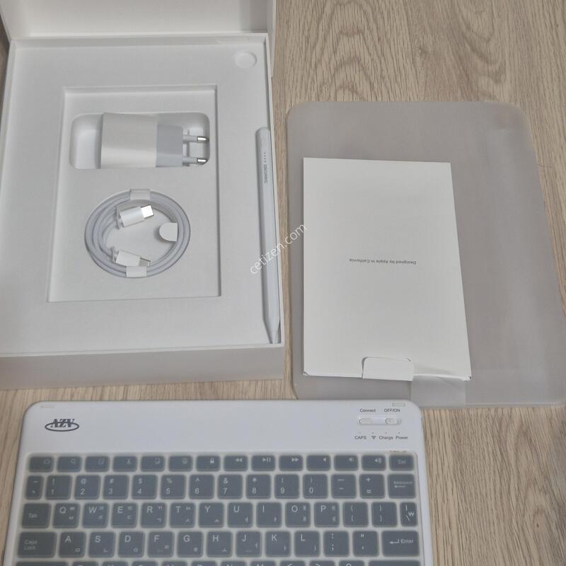 �����е� 11���� A16 128gb ����2��