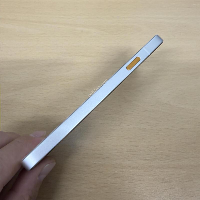 ���̺����ϸ�3 ȭ��Ʈ S�� 128GB