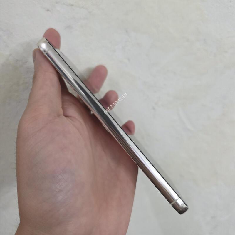 S23�÷��� ũ��