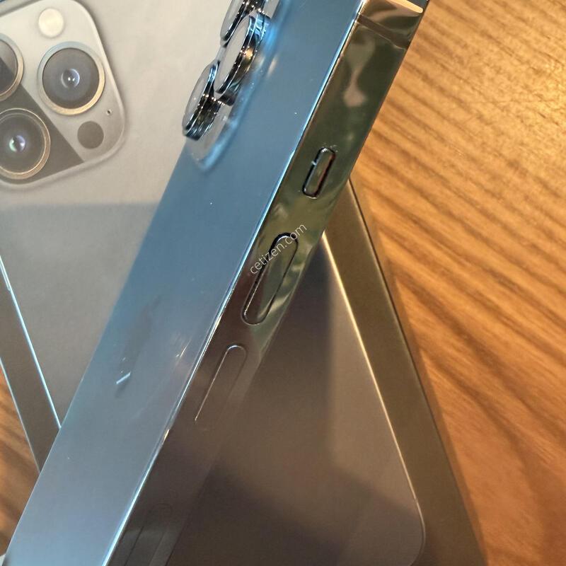������13���� 512GB �׷�����Ʈ