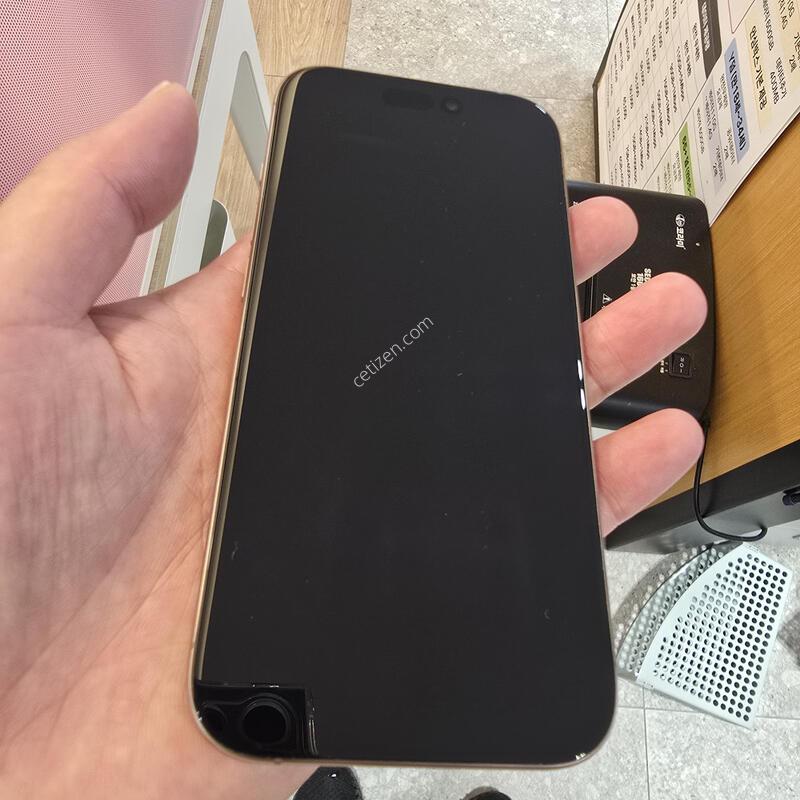 ���� ������16���� 256G ����Ʈ ƼŸ��   S�� �������� 88%