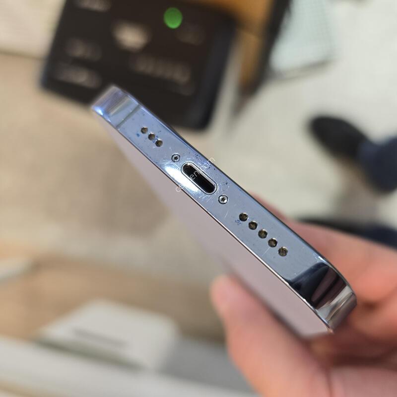 ������13���� ���� 256G A�� 72% �Ǹ��մϴ�