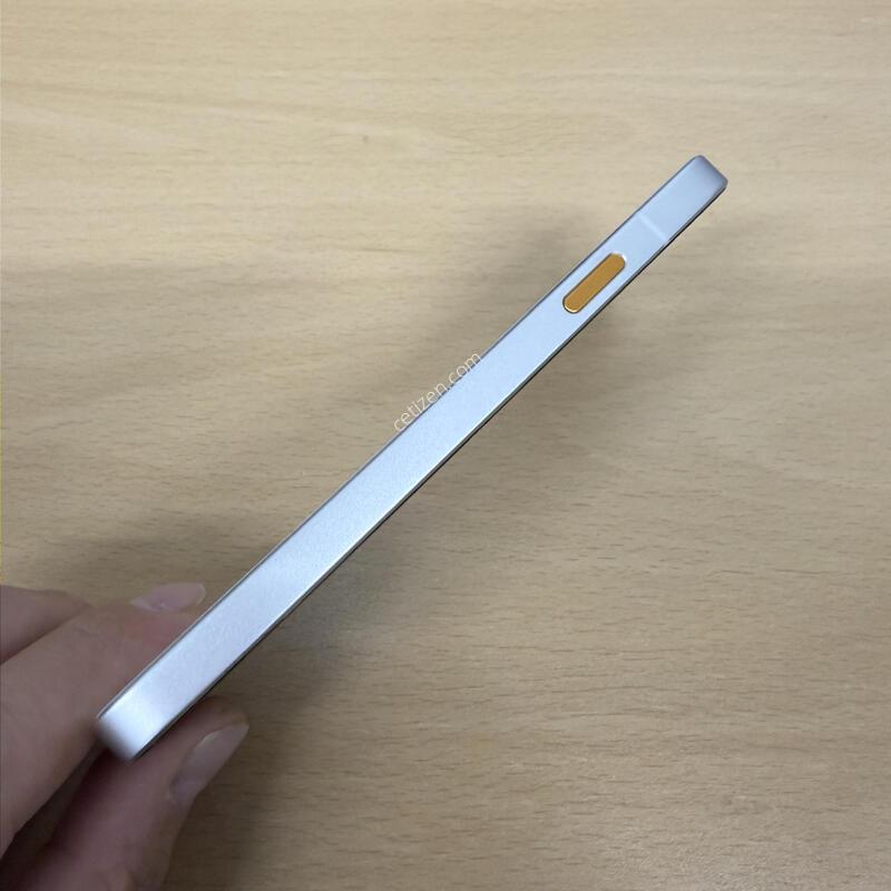 ���̺����ϸ�3 ȭ��Ʈ S�� 128GB