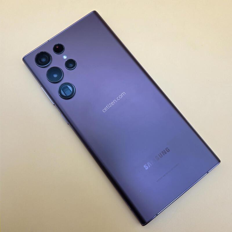 [���۱�]������S22��Ʈ�� �ֻ������� ���ǵ� ����� �߰���