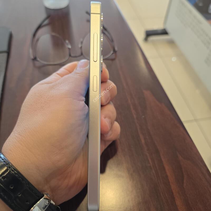 ������ S24