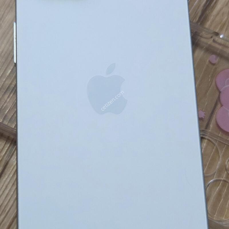 ������15 256GB