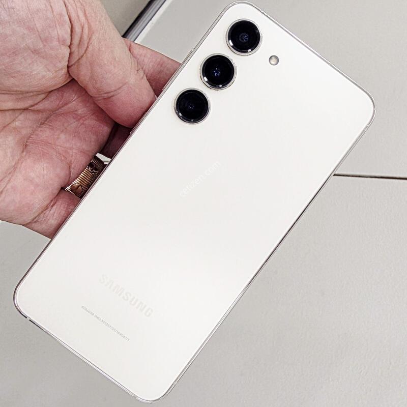 ������ S23 ũ���� 256GB ������ �� �Ǹ�