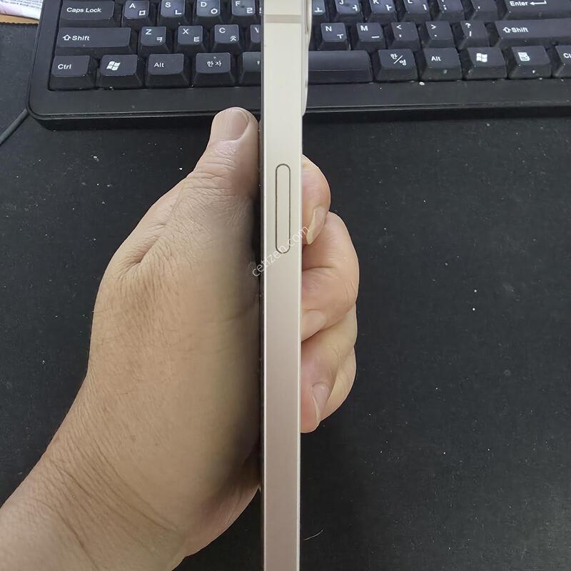 ������13 256g