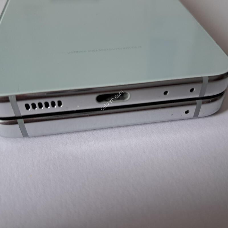 ������ F731 �� ������ ��ġ�� �ٸ�����̻����