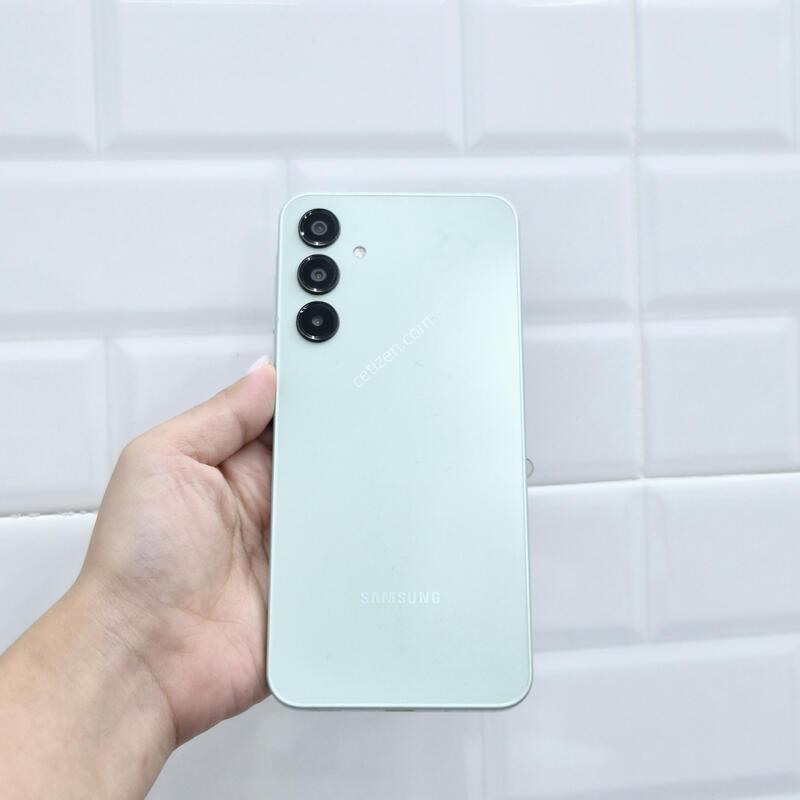 ������A16 �׸� 128GB