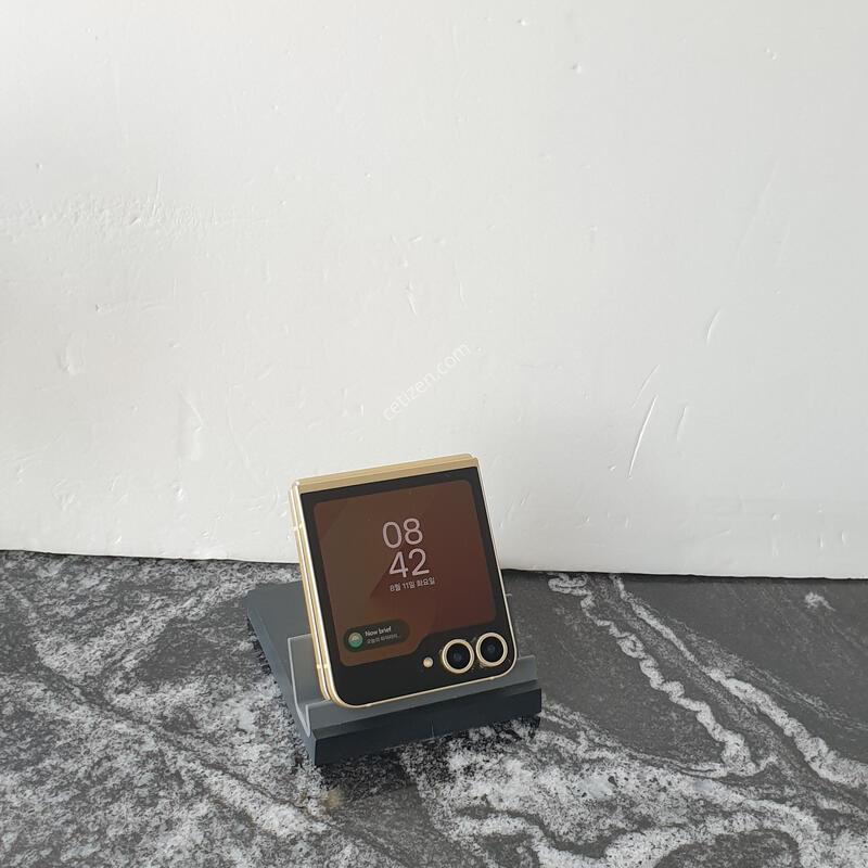 LG ������Z�ø�6 (F741N) ���ο� 256�Ⱑ (0554350)
