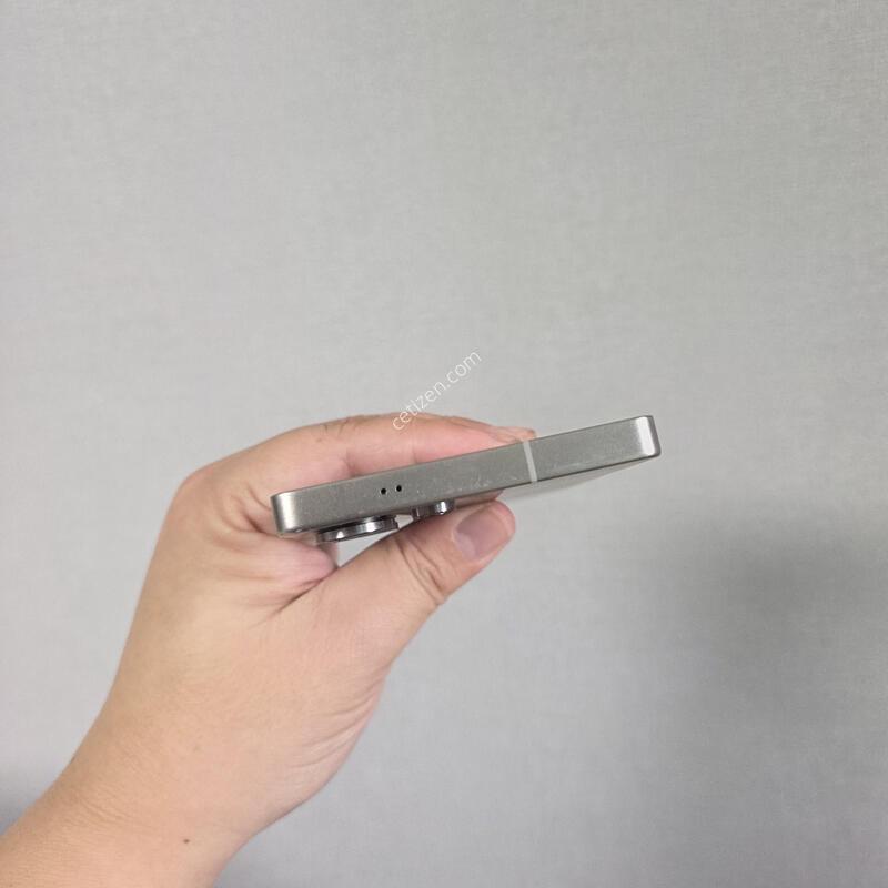 ������ S25��Ʈ�� ƼŸ�� ���� 512�Ⱑ SS�� �Ⱦƿ�~