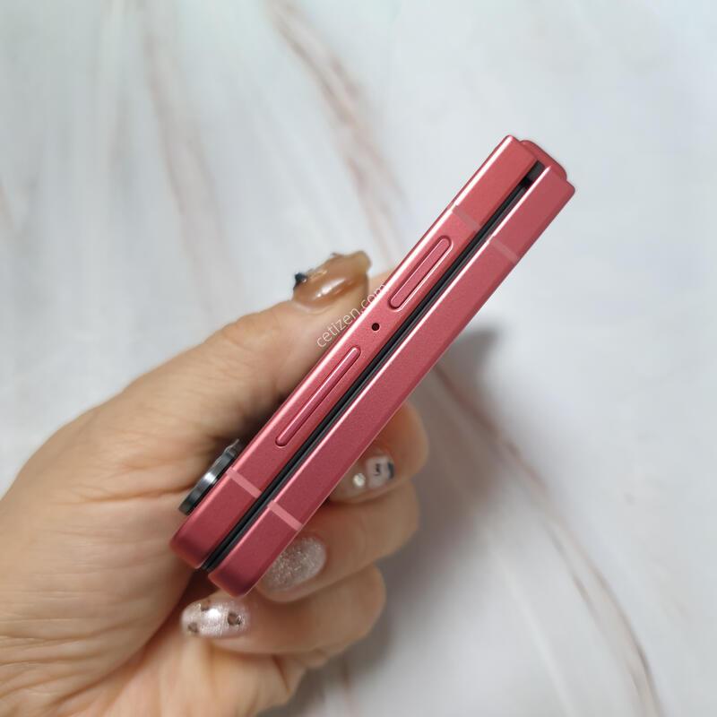 KT ������ Z�ø�7 5G �ڶ����� 256G S�� �Ǹ��մϴ�