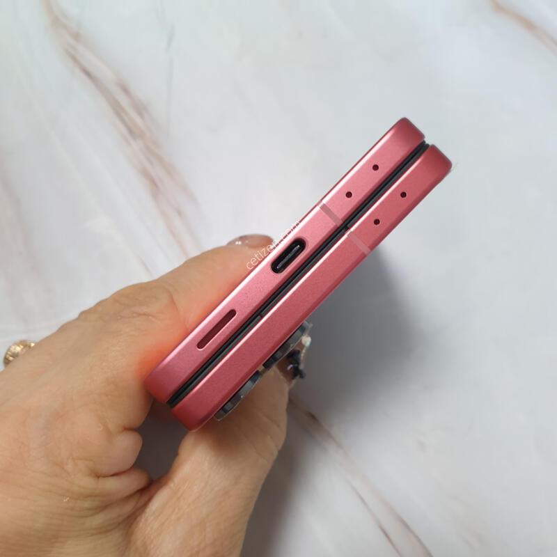 KT ������ Z�ø�7 5G �ڶ����� 256G S�� �Ǹ��մϴ�