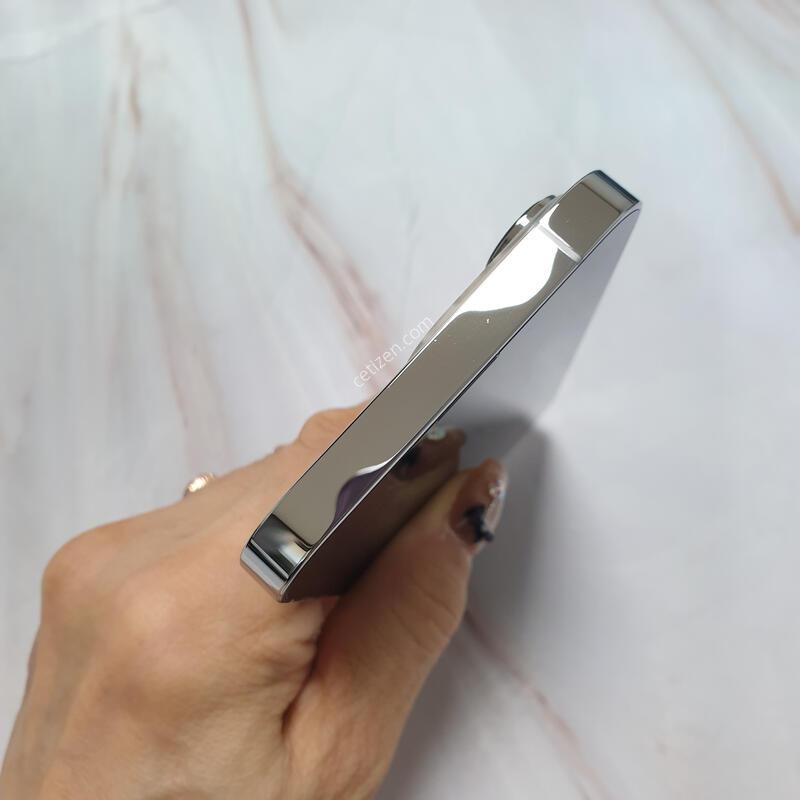 ������13���� �ǹ� 256G S�� �Ǹ��մϴ�