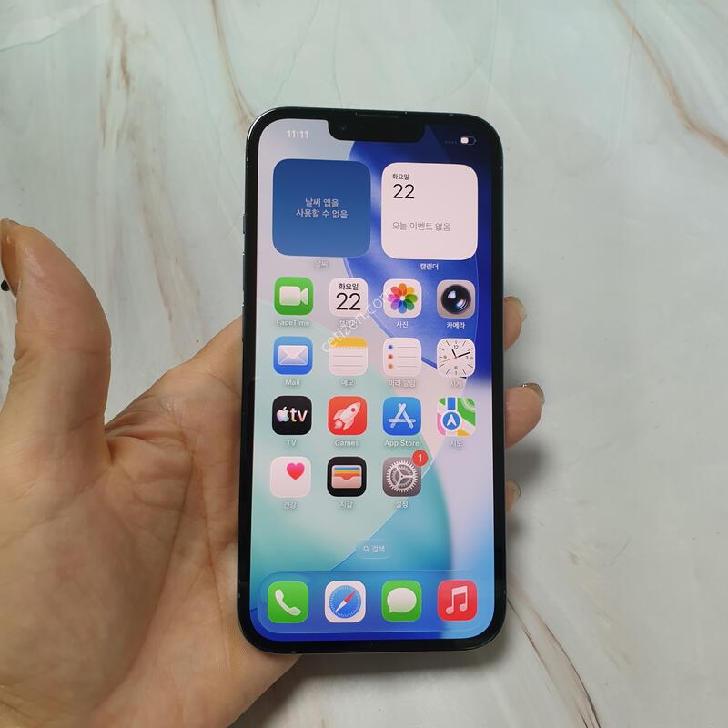 ������13���� ���� 512G A�� �Ǹ��մϴ�