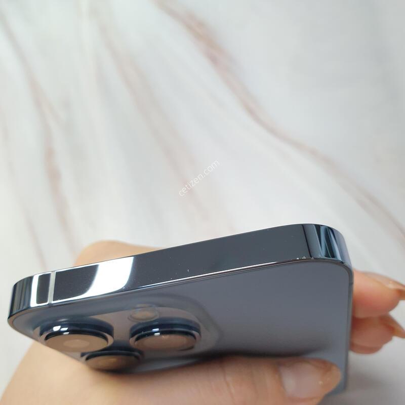 ������13���� ���� 512G A�� �Ǹ��մϴ�