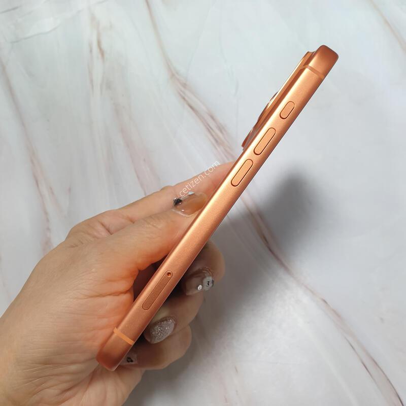 ������17���� �ڽ��Ϳ����� 512G S�� �Ǹ��մϴ�-���͸�92%