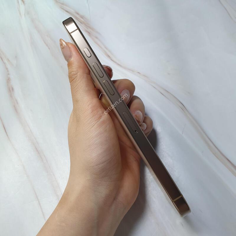 ������ 16���θƽ� ����ƮƼŸ�� 256G A�� �Ǹ��մϴ�
