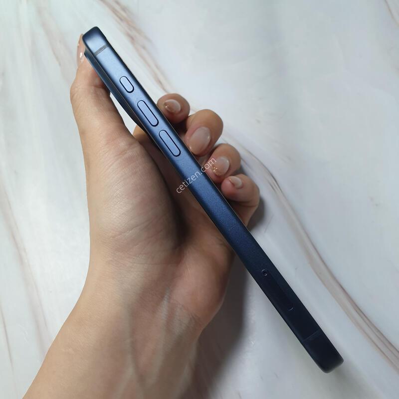 ������17���θƽ� ������ 256G A�� �Ǹ��մϴ�