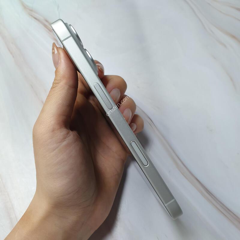 ������16 ȭ��Ʈ 256G ������ �Ǹ��մϴ�