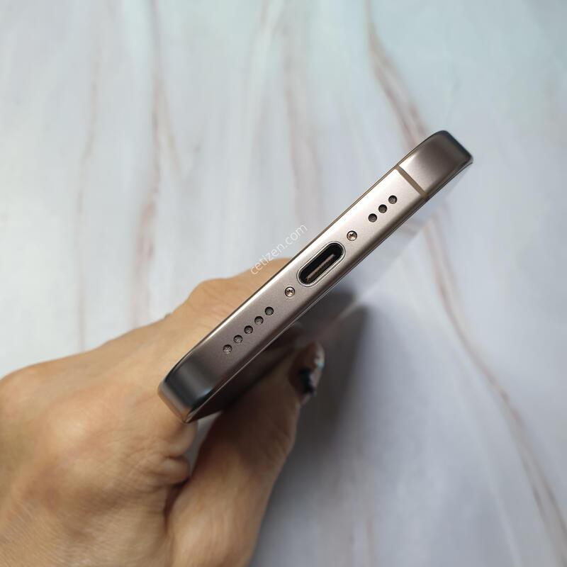 ������16���� ����ƮƼŸ�� 256G S�� �Ǹ��մϴ�