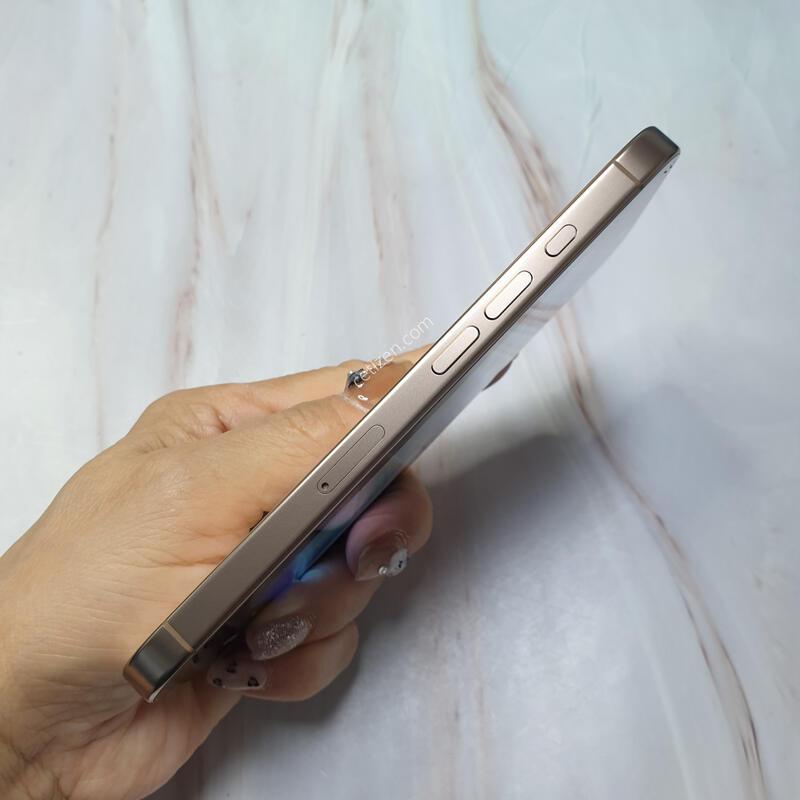 ������16���� ����ƮƼŸ�� 256G S�� �Ǹ��մϴ�