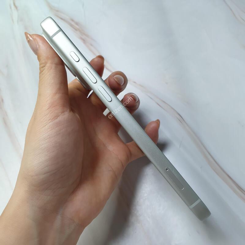 ������17���θƽ� �ǹ� 256G A�� �Ǹ��մϴ�-���͸�96%