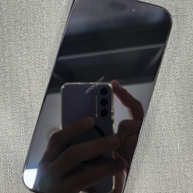 ������ 15 ���� 128G �Ǹ��մϴ�