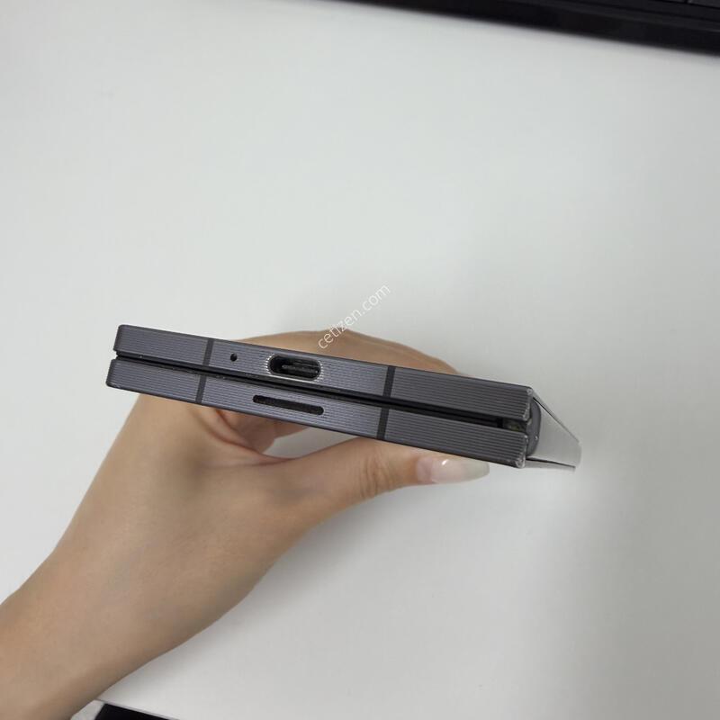 ������Z����SE ���� 512GB