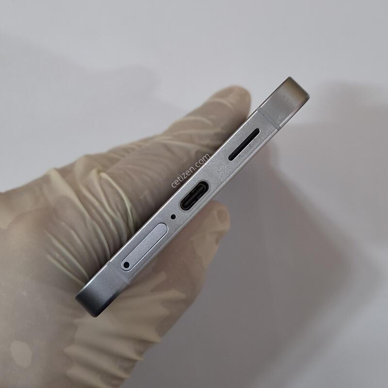 ������ S25 �÷��� 512GB ���̽����� 80043