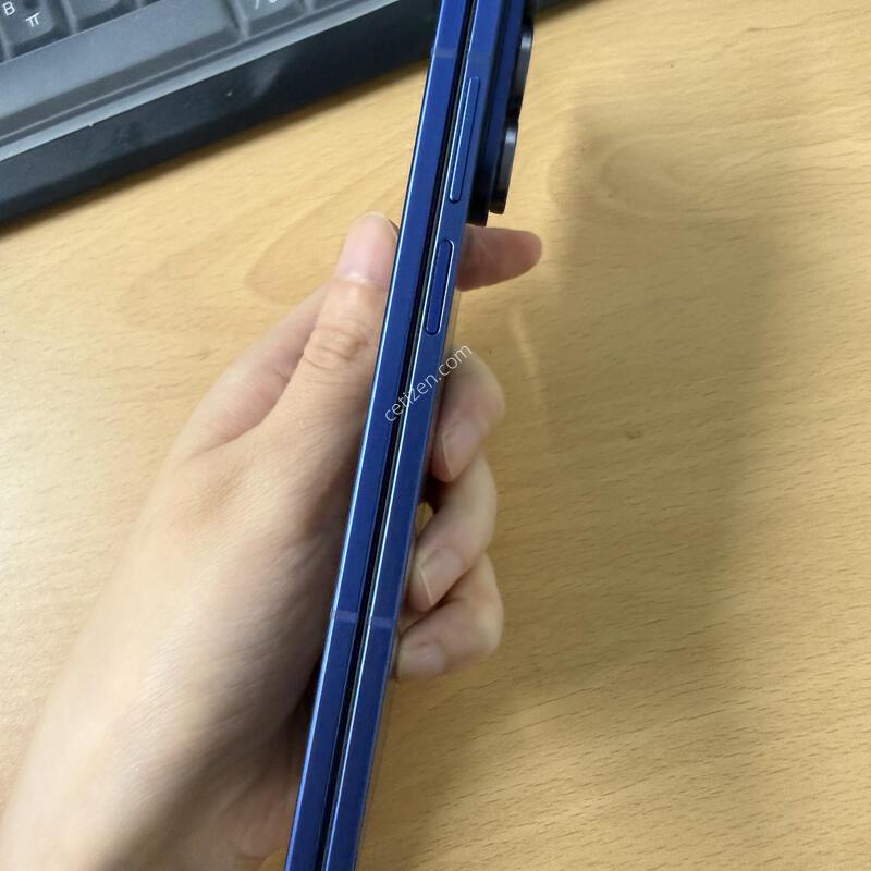 ����7 256GB  ���� �Ǹ��մϴ�