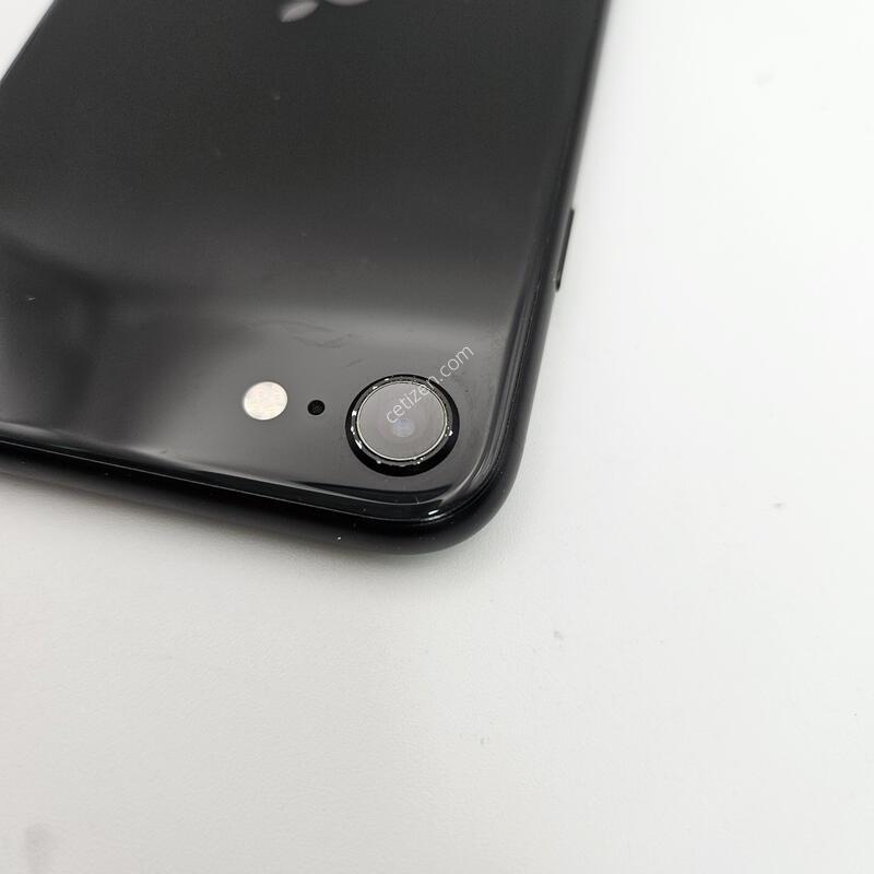 ������SE 2����/ƯS��/���͸�����79%/64GB