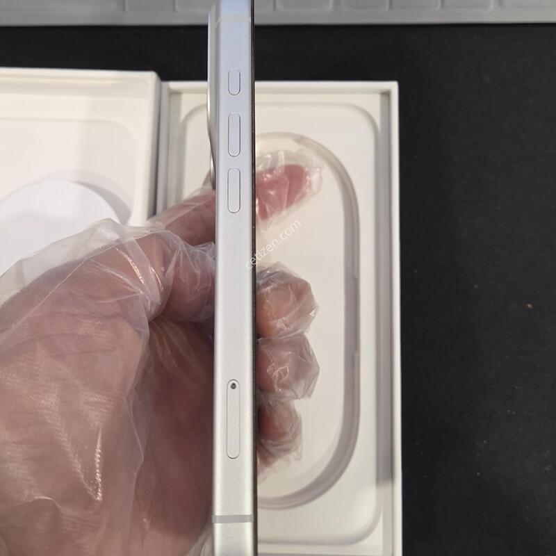 ������ 17���� �ǹ� 512G �Ǹ��մϴ�.