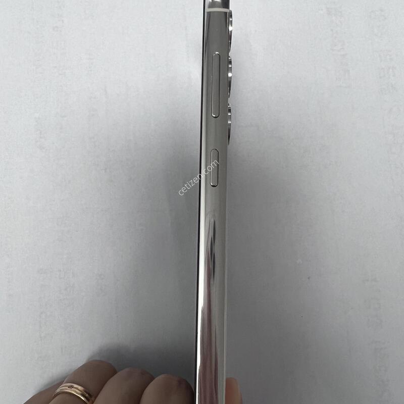 ������S23 SKT