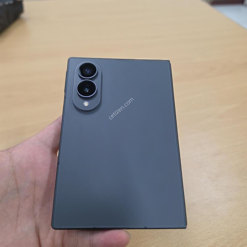 ����������8 ���̵� 512GB(����) �ð����� �̻����ǰ