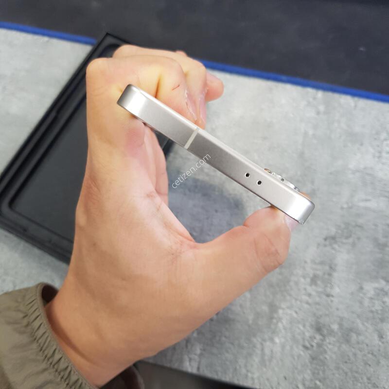 ������s24
